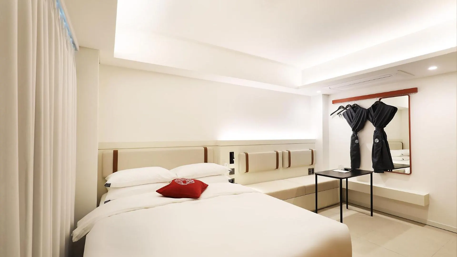 Seoul Inn Hotel By The Designers 0*,  韓国