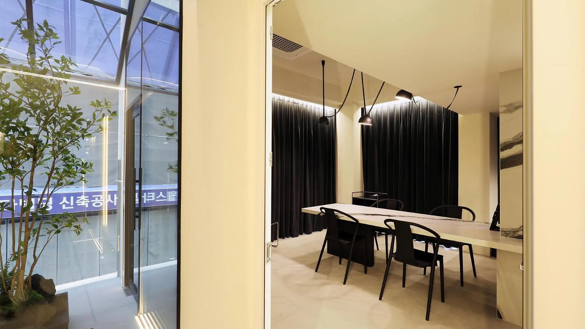 Seoul Inn Hotel By The Designers