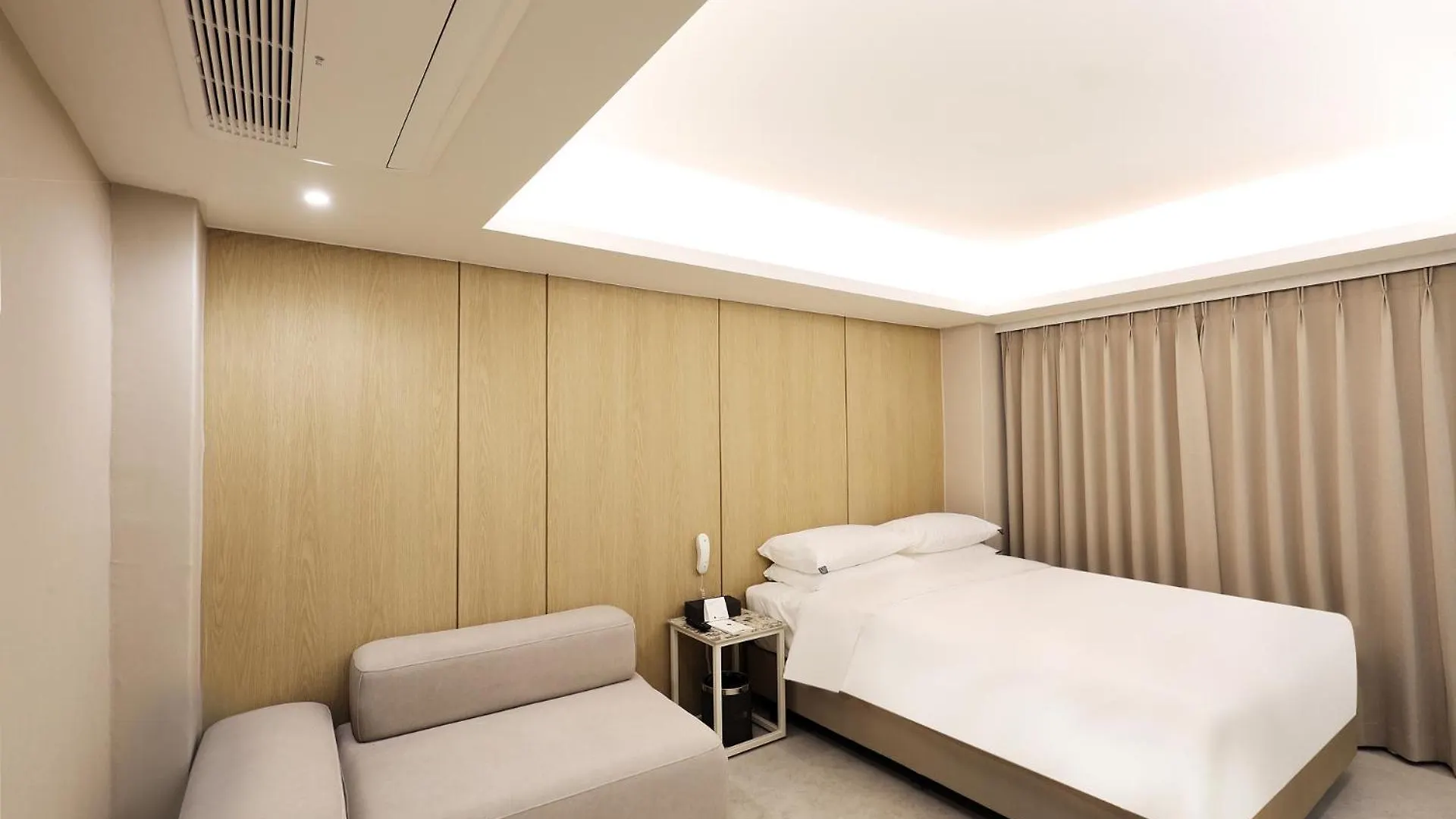 Seoul Inn Hotel By The Designers